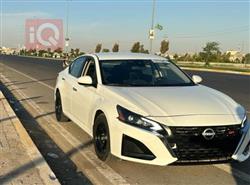 نيسان ألتيما